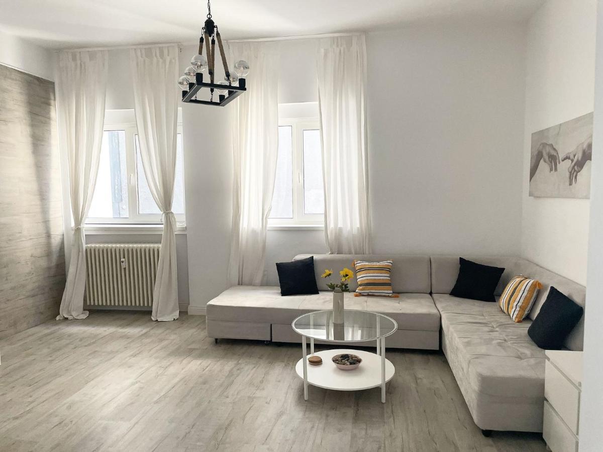 White Apartment Bukarest Eksteriør billede